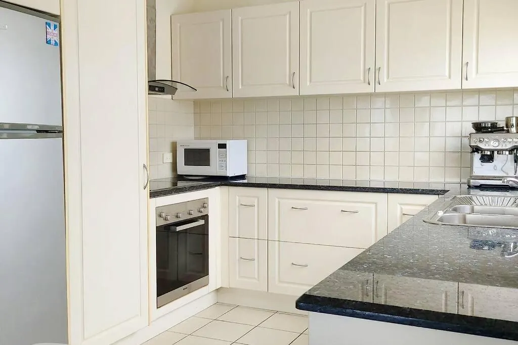 Apartment Ocean View Beachside 3 Bedroom 2 Bathroom Unit Caloundra Australia