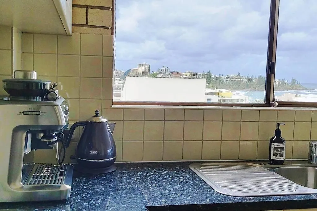 Ocean View Beachside 3 Bedroom 2 Bathroom Unit Caloundra